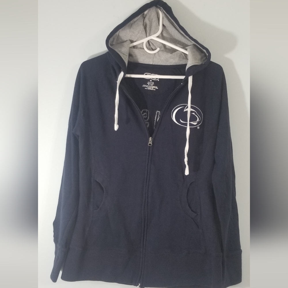 Penn State PSU Hoodie. Lace Embroidered Logo on Back & Paw Print Sleeve. Size M.